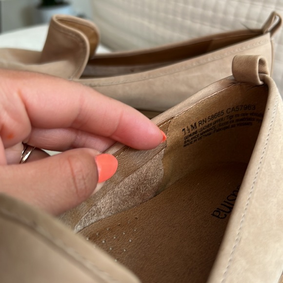 Susina Kellen Almond Toe Nude Leather Loafer - Picture 2 of 3